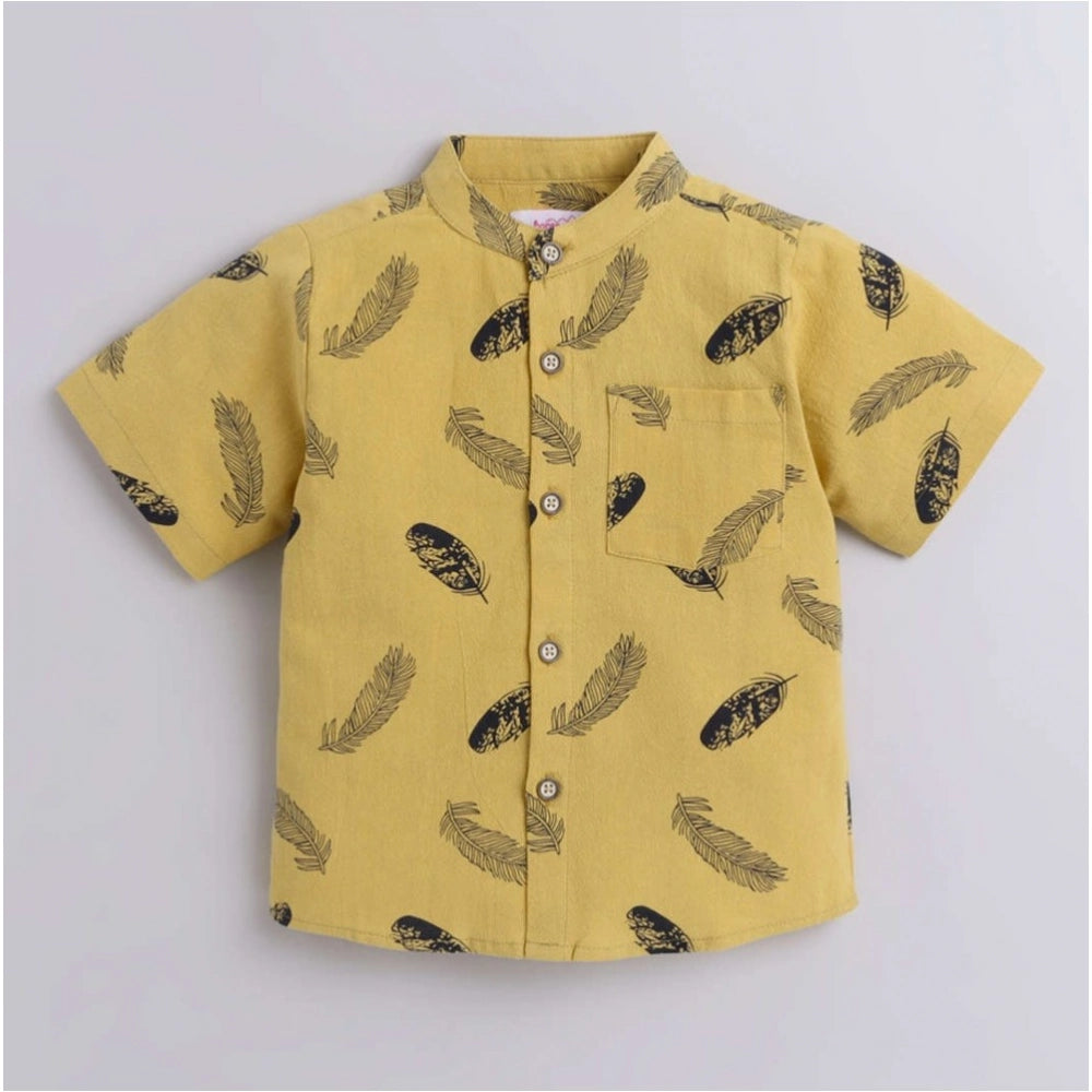 Generic Boy's Cotton Blend Printed Short Sleeve Shirt and Shorts Set (Yellow)