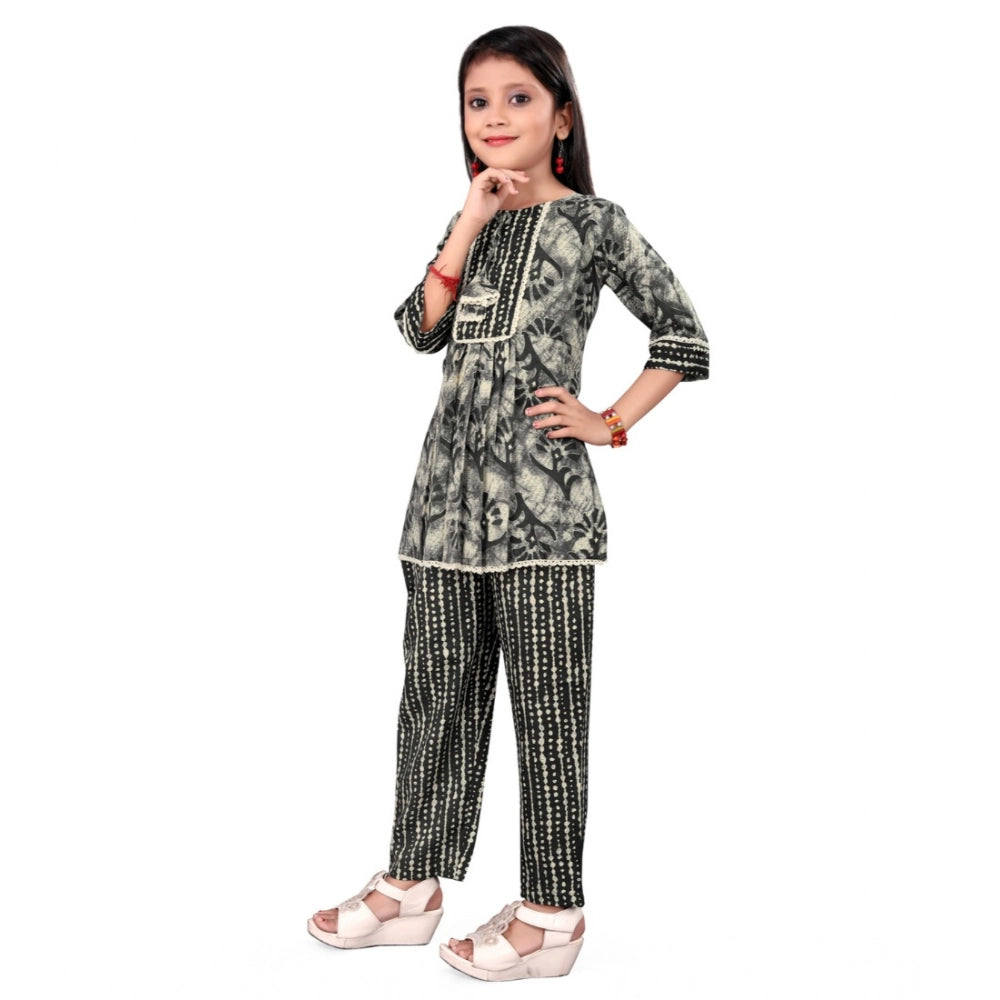 Generic Girl's Cotton Printed Top With Bottom Set (Grey)