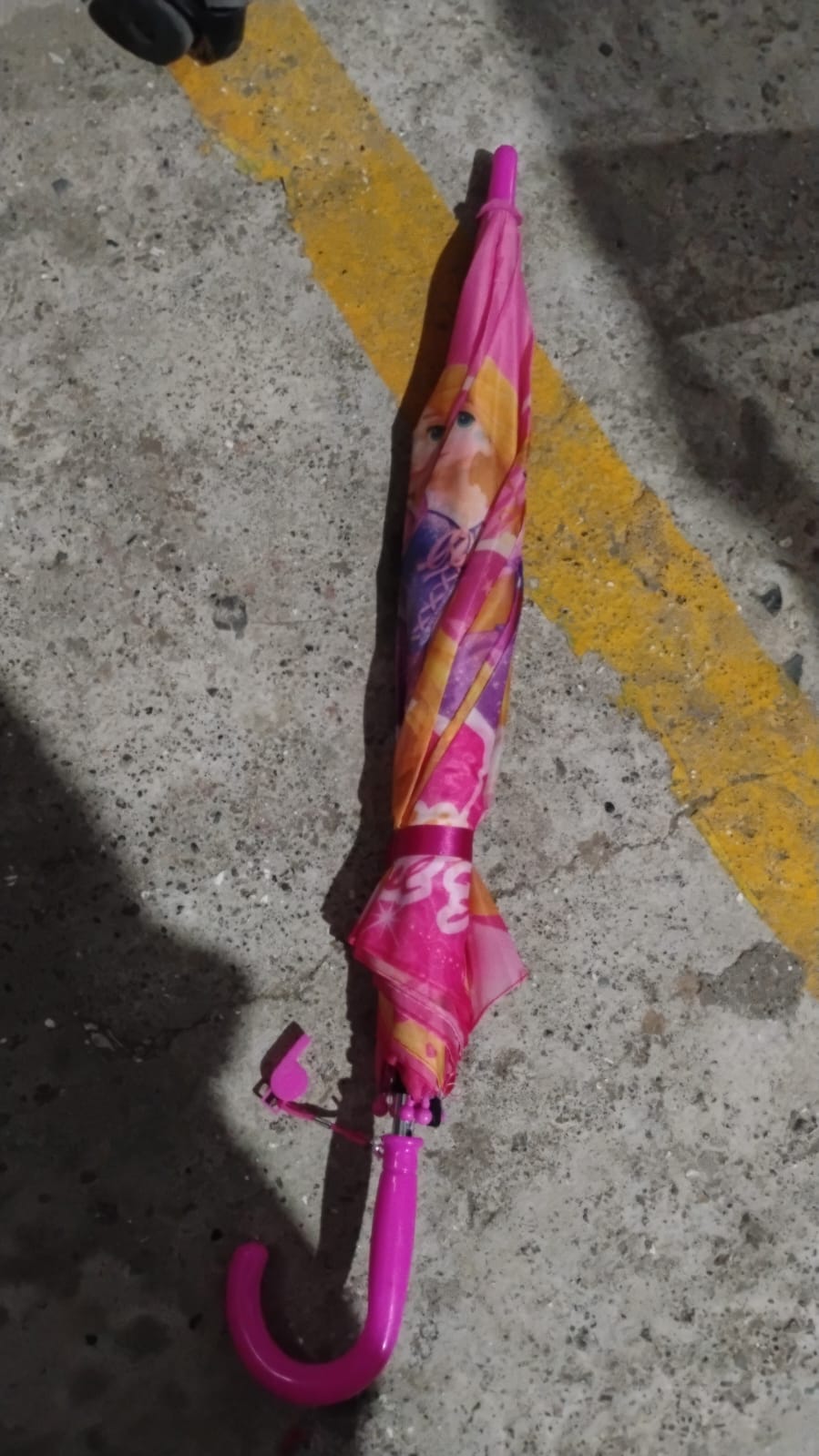 3 Fold Manual Open Umbrella | Windproof, Sunproof & Rainproof with Sturdy Steel Shaft | Easy to Hold & Carry | Umbrella for Women, Men & Kids (1 Pc)