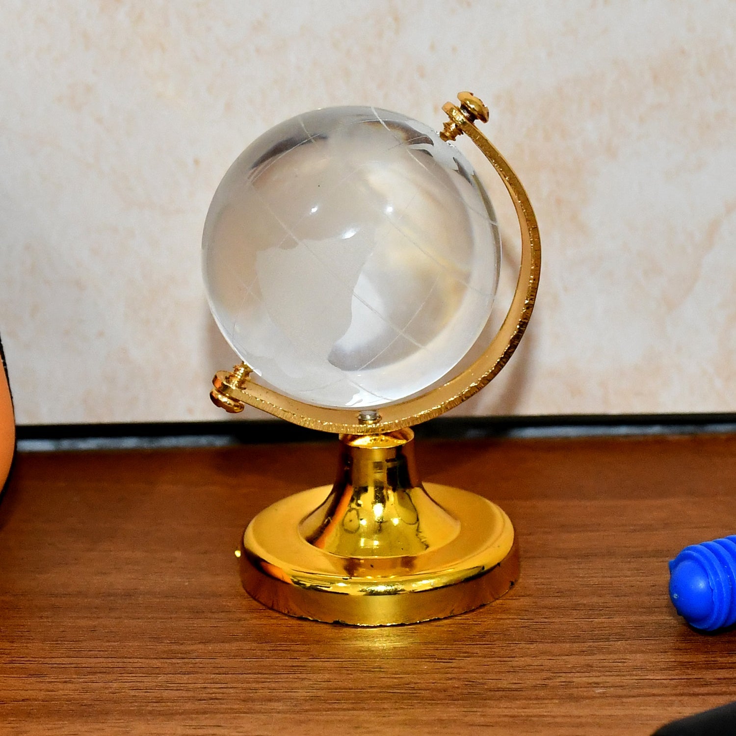 Stylish Crystal Globe Showpiece